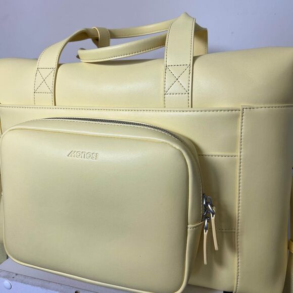 Monos Metro Duffel in Banana Pudding Magnolia Bakery Limited Edition Collab - Picture 3 of 10